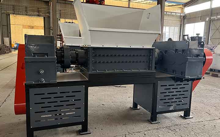 DS系列 雙軸撕碎機工作原理